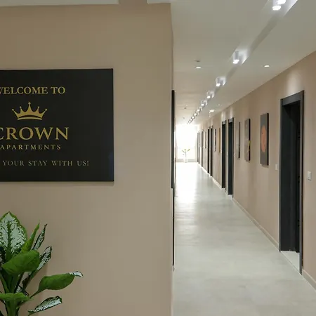 Crown * ゴーレム